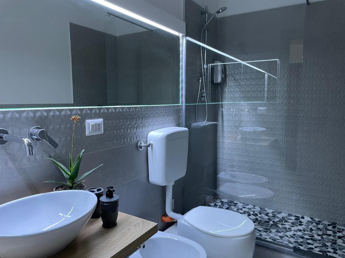 Pacini 88 Rooms And Apartment Catania Centro Eksteriør billede