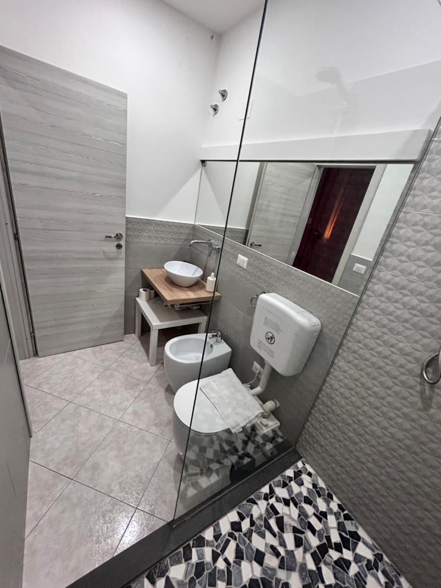 Pacini 88 Rooms And Apartment Catania Centro Eksteriør billede